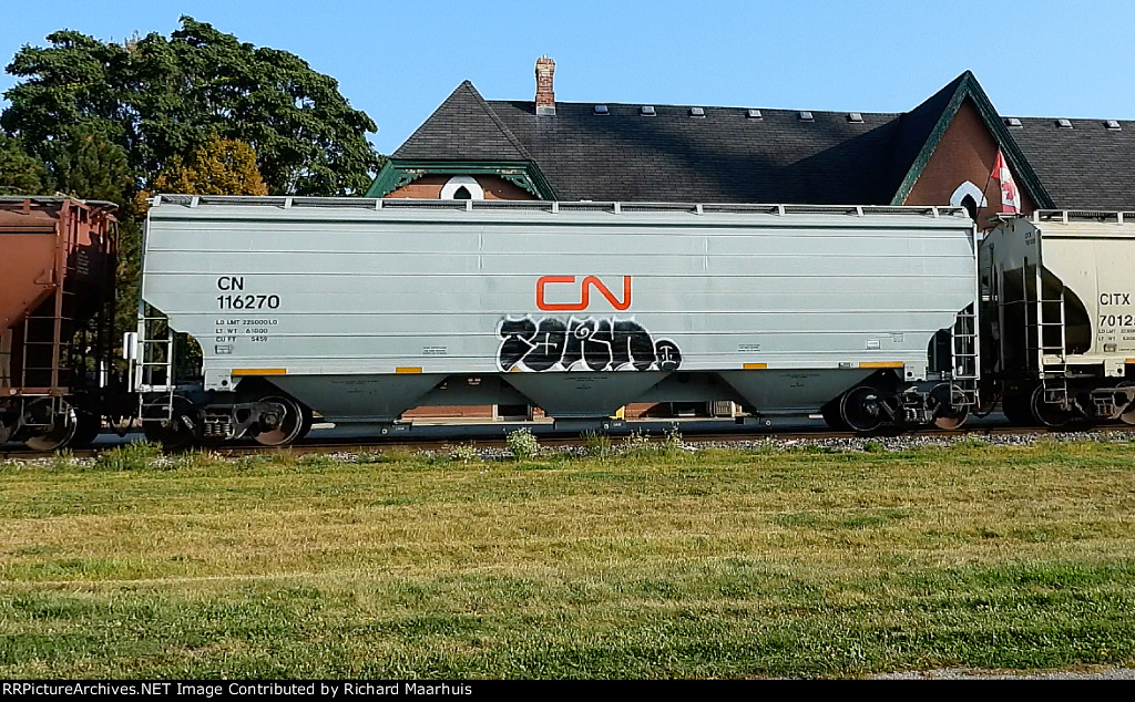 CN 116270